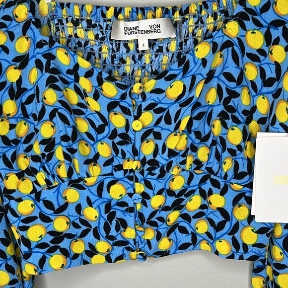 Diane Von Furstenberg Dover Cropped Lemon Print Crepe Top in Blue Size 4 NWT! - Picture 6 of 12
